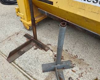 #177	Heavy Pair of Hardware Metal Stands - Pair	 $50.00 