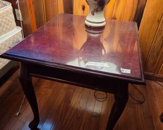 #2	Mahogany End Table w/q/a Legs 22x26x21	 $45.00 