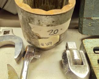 #169	Williams 2 3/4" Socket	 $20.00 