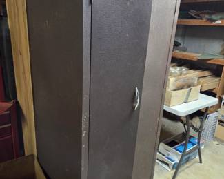 #144	Harris Hub Metal 5 Shelf Cabinet w/2 Doors - 24x20x65	 $45.00 