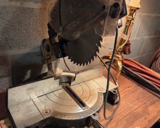 #119	Black & Decker Miter Saw 10" Blade 	 $25.00 