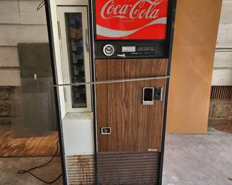 VTG Coke Machine