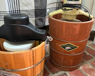 Aroma 4Qt and White Mountain 6Qt Ice Cream Freezer