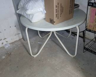 metal patio end table $25