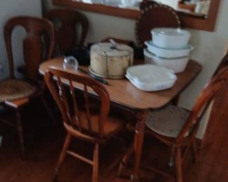 kitch drop leaf table, 4 chairs, $100, xtra chair $20