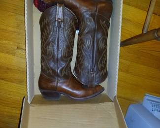 cowboy boots $45
