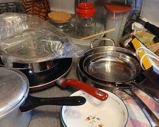 caphalon pans like new, maybe never used as marked