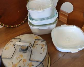 golden wheat cake saver