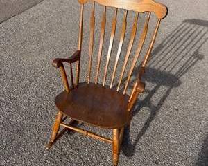 Classic Wooden Rocking Chair with Spindle Back and Armrests