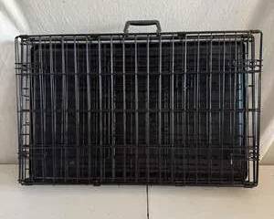 Black Metal Wire Pet Carrier with Plastic Base and Handle