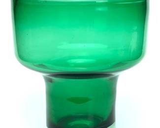 Vintage mid century modern BLENKO art glass Vase 596 of the late 1950.......To register in order to place bids go to www.capitolsalesservices.hibid.com s 