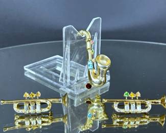 Vintage  Musical Instrument Brooches