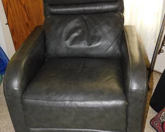 LEATHER POWER RECLINER
