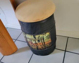 barrel seat