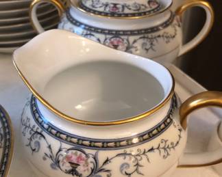 Detail of Noritake Mayville pattern