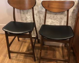 Mid century style bar stools (18”W, 18”D, seats 24” high)