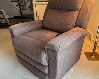 Lazy Boy lift recliner
