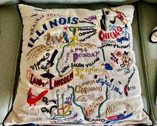 Catstudio Illinois pillow