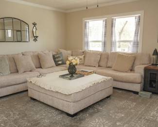 Sectional sofa and ottoman