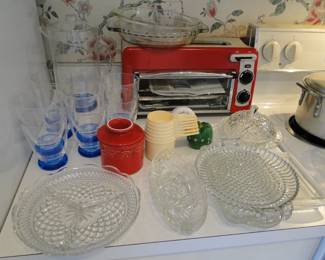 We have a very nice selection of kitchenware