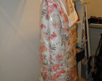 Queen comforter, all cleaned and pressed