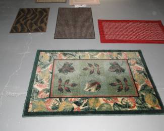 More great area rugs for sale too, all neat and clean and in perfect condition with no stains or odors