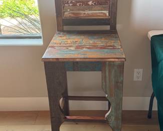 Artisan stool
