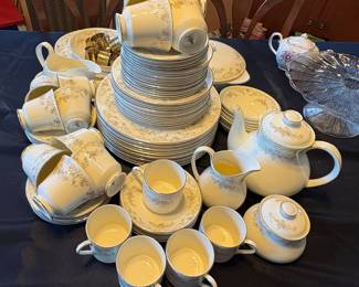 ROYAL DOULTON FINE CHINA