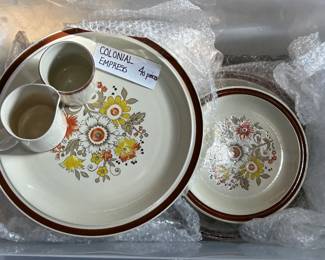 Colonial Empress Vintage Dish Set - 40 Pieces
