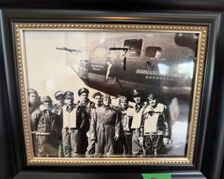 WWII PHOTOGRAPH OF B-52 CREW