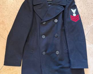 WWII US NAVY OFFICERS PEACOAT