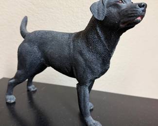 BLACK LAB STATUE