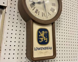 Lowenbrau clock