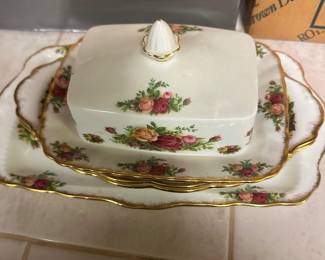 Country rose Royal Albert