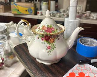 Country rose Royal Albert