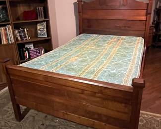 3/4 Size Antique Bed