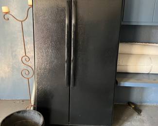 refrigerator $100