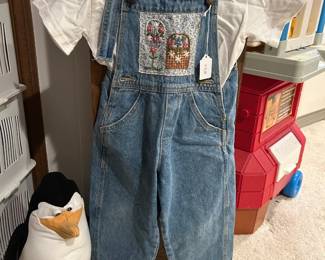 Kids Clothing 
