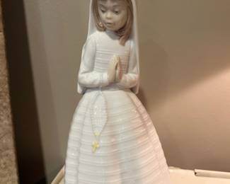 Lladro Communion Girl 