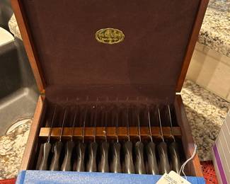 Cutco 12 Steak Box Set