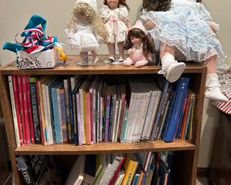 Vintage Dolls, Books