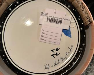 (B) Barbie 45th Anniversary Plate Set