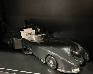 1989 DC Comics Batmobile with Figurine 