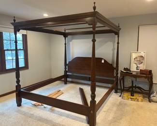 King-Size Canopy Bed Frame 