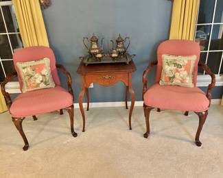 Pair of Queen and Style Chairs and Queen Ann Style Table