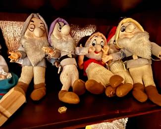 5 of the 7 Dwarfs