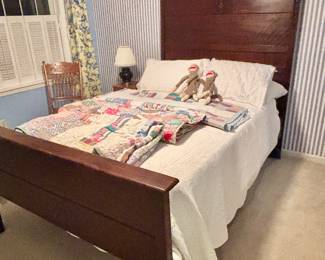 Victorian High Back Bed