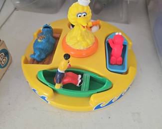 Vintage Sesame Street Bathtub Floating Boat Puzzle Toy 