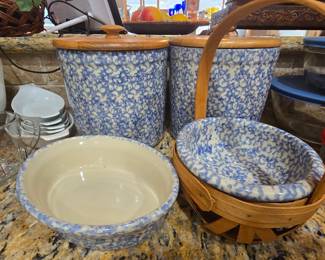 Gerald Henn Spongeware Pottery canisters, bowls and a basket