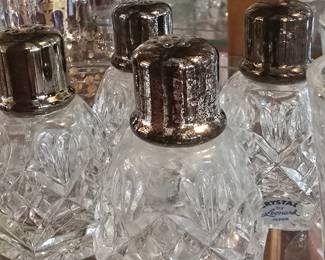 4 individual shakers - crystal by Leonard Japan